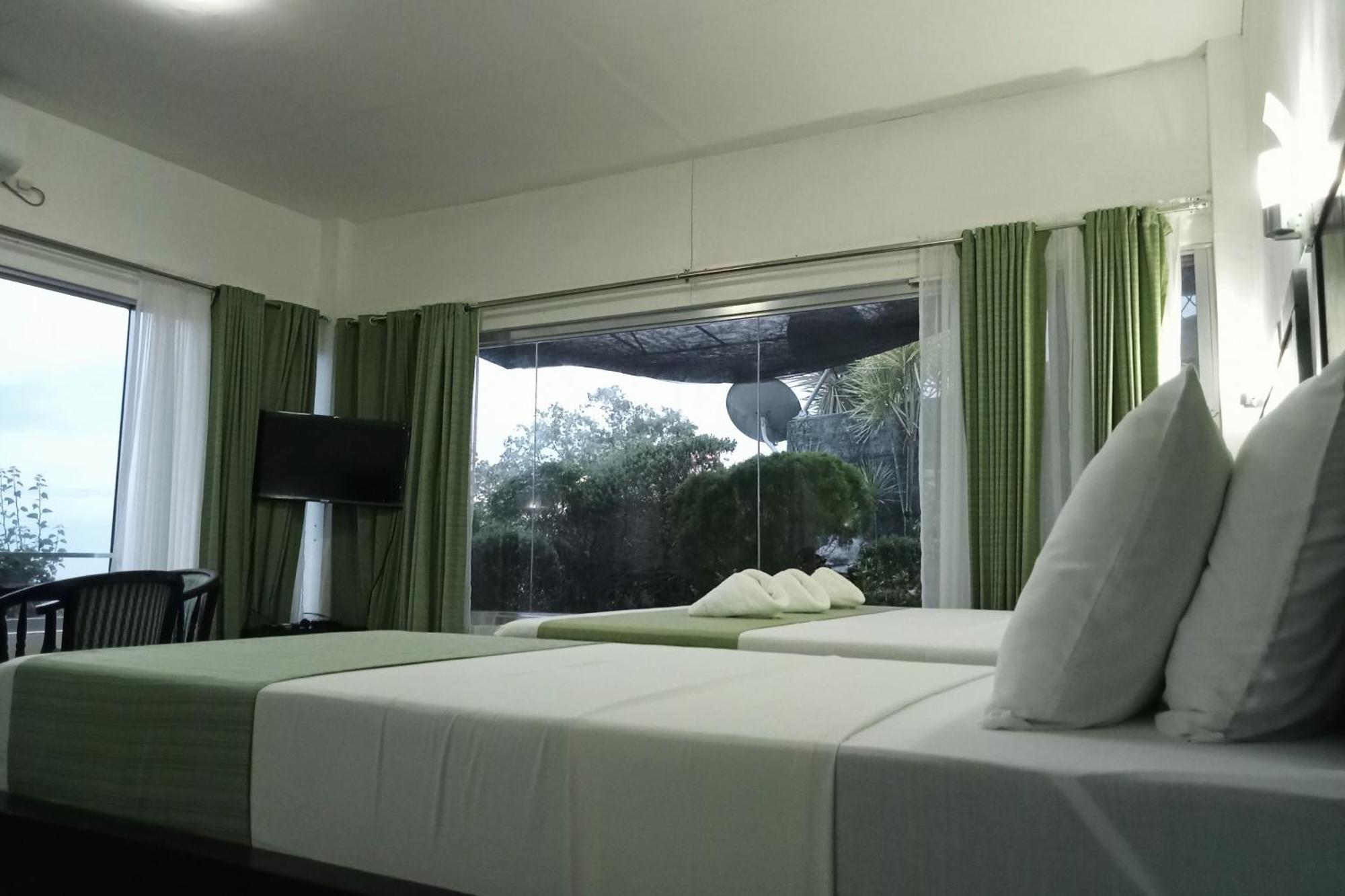 Garin Farm Pilgrimage Resort Powered By Cocotel San Joaquin Rum bild